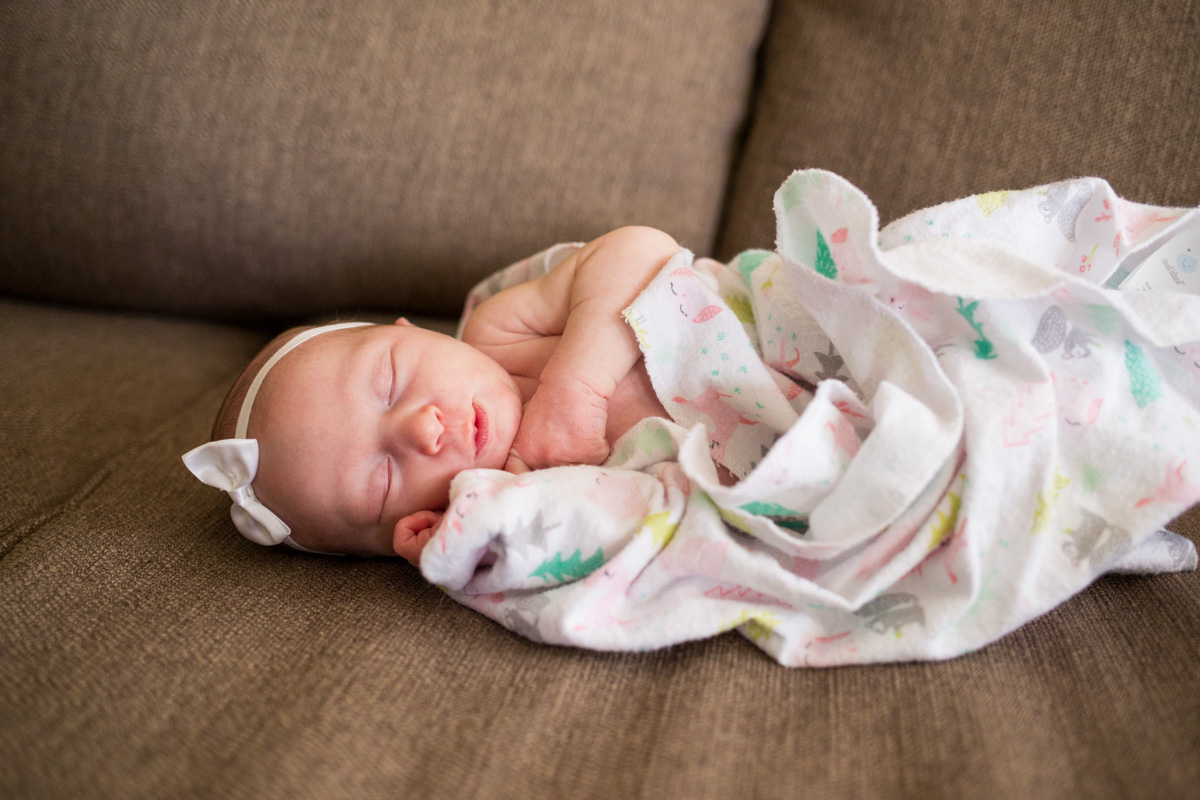 LightCreative_201804_HeavenRussell_RaleighNewbornPhotographer_023_blog.jpg