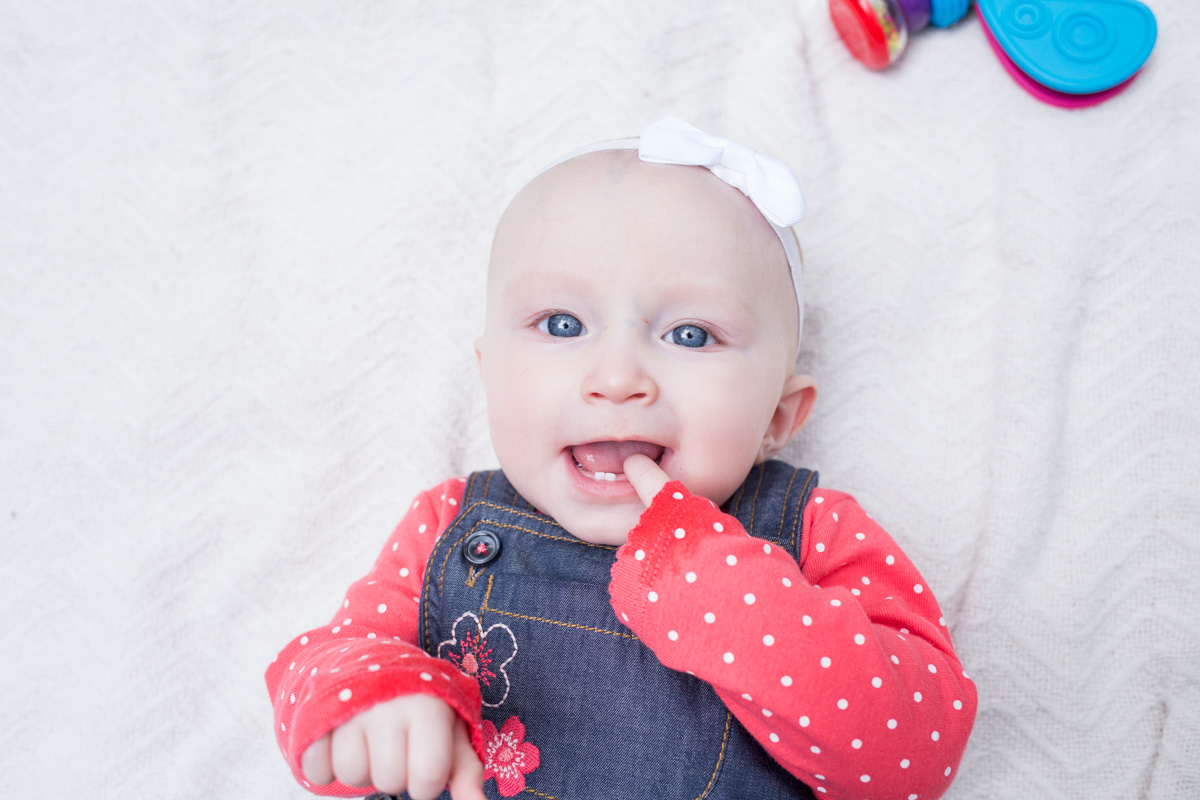 LightCreative_201810_HeavenRussell_Phoebe_RaleighBabyPhotographer_6MonthPhotos_029_blog.jpg