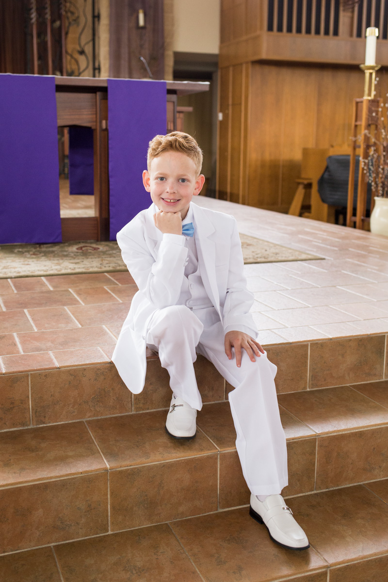 LightCreative_201903_RaleighPayWhatYouCanPhotographer_Hunter_FirstCommunion_005_blog.jpg