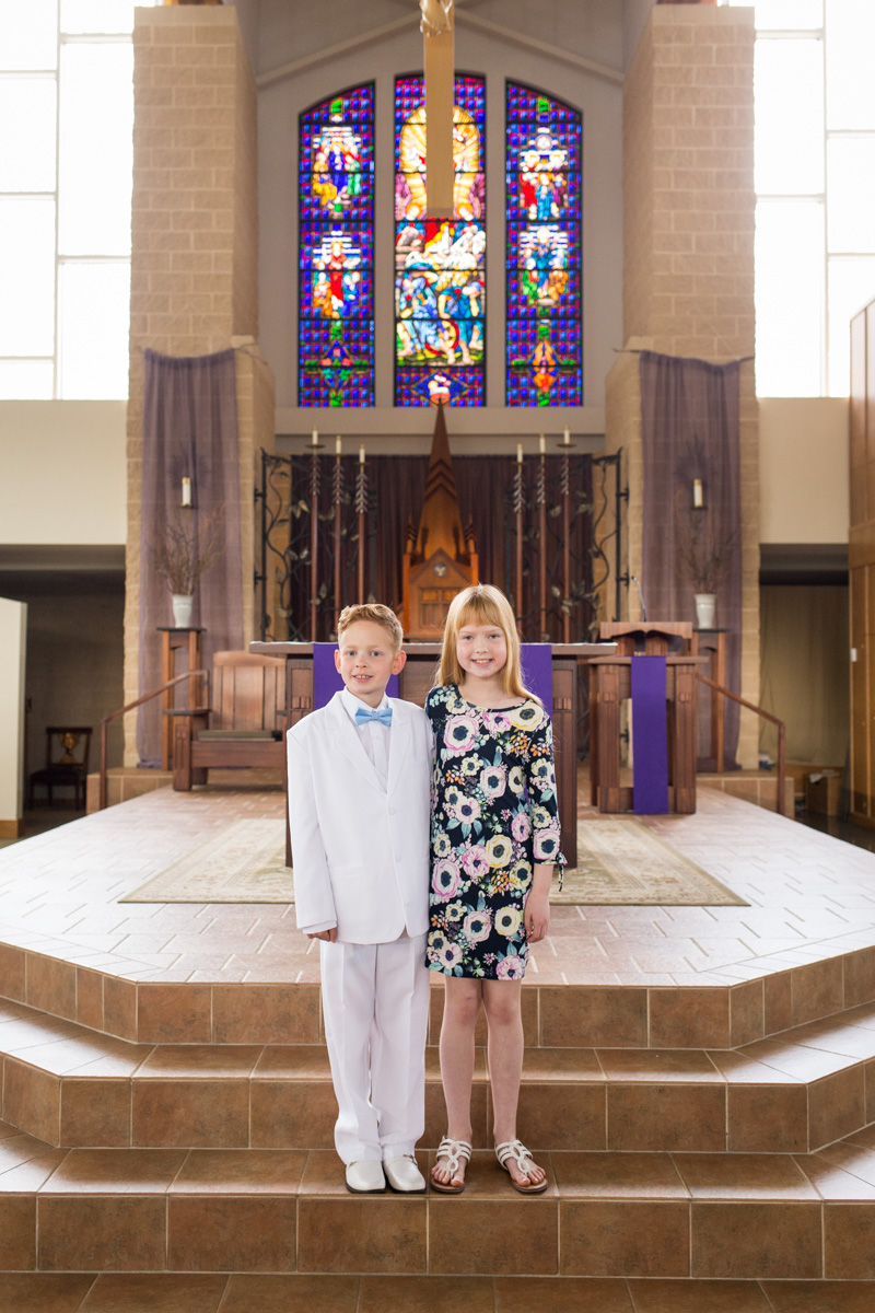 LightCreative_201903_RaleighPayWhatYouCanPhotographer_Hunter_FirstCommunion_011_blog.jpg
