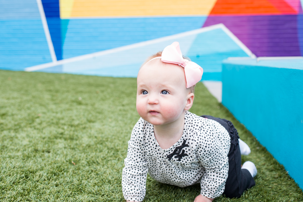 LightCreative_201904_AlisonAaron_Adelyn_RaleighBabyPhotographer_1yearPhotos_024_blog.jpg