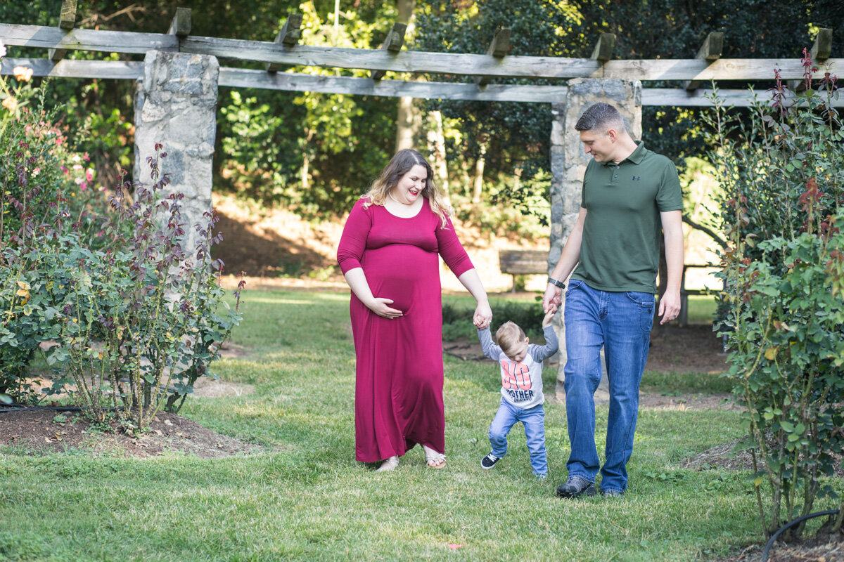 LightCreative_201909_JessicaBen_RaleighMaternityPhotography_039_web.jpg
