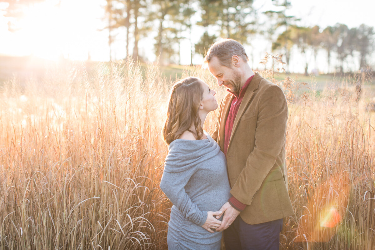LightCreative_201912_JenniferNiels_RaleighMaternityPhotographer_PayWhatYouCanPhotographyRaleigh_024_blog.jpg